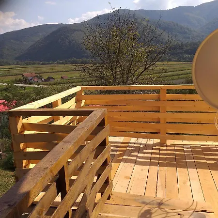 Apartman породично газдинство вучићевић Porodicno Gazdinstvo Vucicevic *