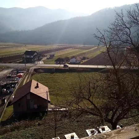 породично газдинство вучићевић Porodicno Gazdinstvo Vucicevic Apartman *