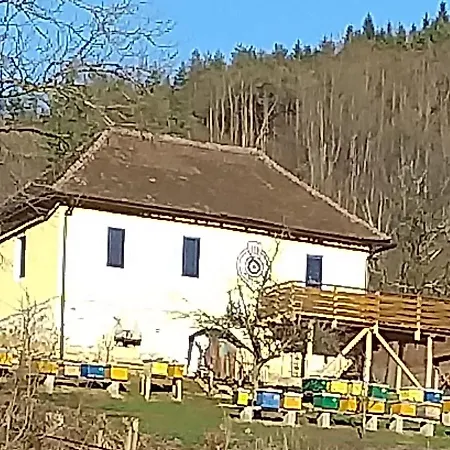 породично газдинство вучићевић Porodicno Gazdinstvo Vucicevic