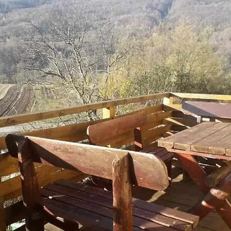 アパート породично газдинство вучићевић Porodicno Gazdinstvo Vucicevic *