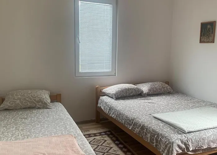 Lejlighed породично газдинство вучићевић Porodicno Gazdinstvo Vucicevic *